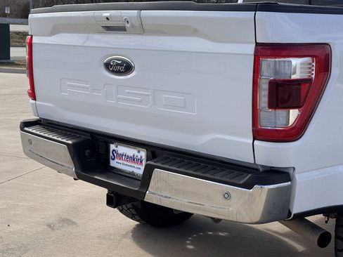 Used 2021 Ford F150 Lariat w/ FX4 Off-Road Package AWD/4WD image 9