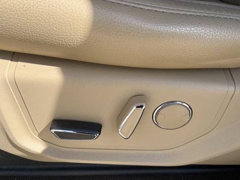 Used 2018 Ford F150 Lariat w/ FX4 Off-Road Package image 11