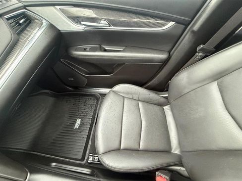 Used 2025 Cadillac XT5 Sportv w/ Technology Package AWD/4WD image 23