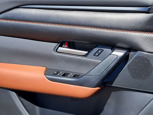 New 2025 MAZDA CX-50 Meridian Edition w/ Apex Package image 16