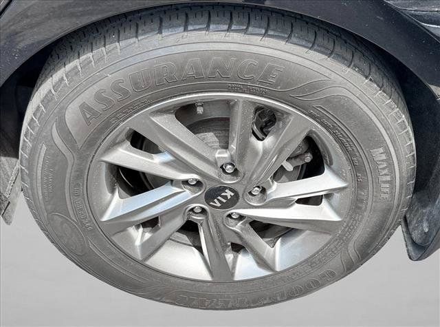 Used 2019 Kia Optima LX FWD image 9