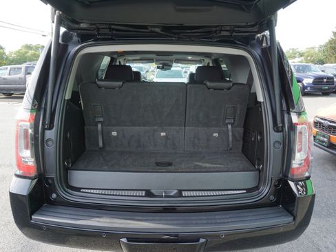 Used 2019 GMC Yukon SLT image 9