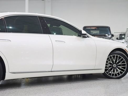 Used 2021 Mercedes-Benz S 580 S 580 image 11