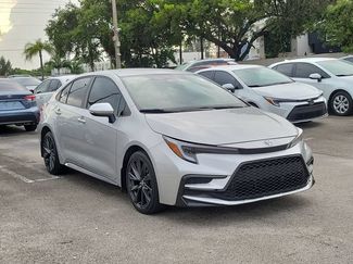 Used 2025 Toyota Corolla SE FWD video 1