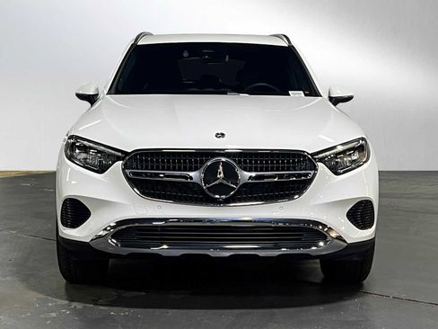 Certified 2025 Mercedes-Benz GLC 300 4MATIC image 8