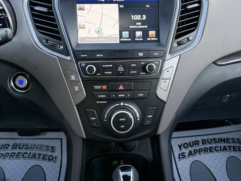 Used 2017 Hyundai Santa Fe Sport AWD/4WD image 17