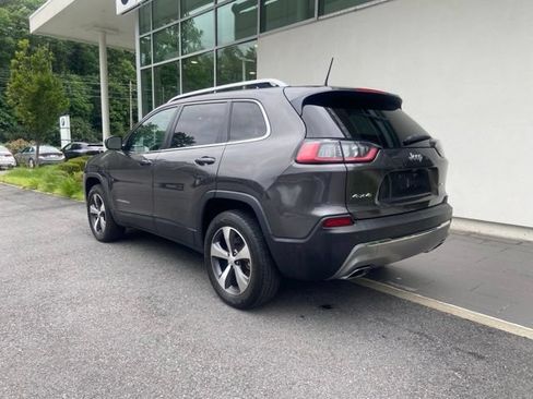 Used 2021 Jeep Cherokee Limited AWD/4WD image 9