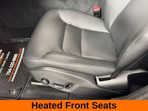 Used 2024 Volvo XC60 B5 Core image 12