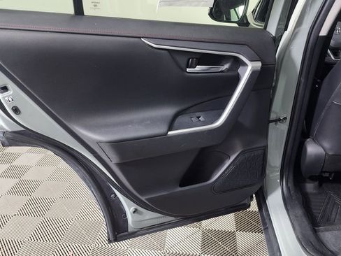 Used 2020 Toyota RAV4 TRD Off-Road image 27