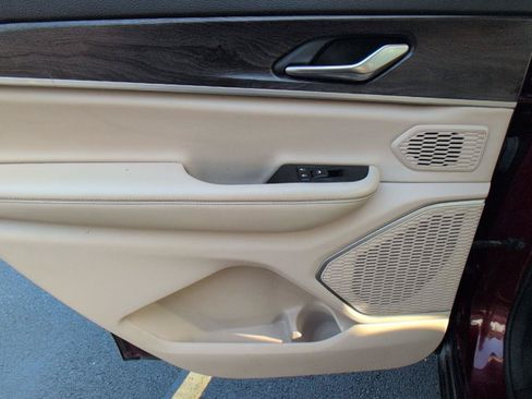 Used 2021 Jeep Grand Cherokee L Limited RWD image 36