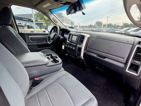 Used 2016 RAM 1500 Classic SLT AWD/4WD image 15