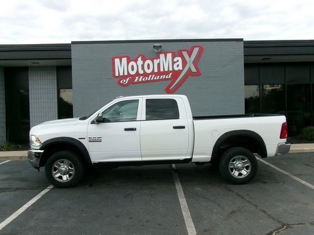 Used 2017 RAM 2500 Tradesman w/ Chrome Appearance Group AWD/4WD image 1