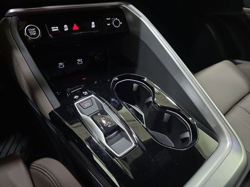 New 2025 Audi Q5 2.0T Premium Plus image 24