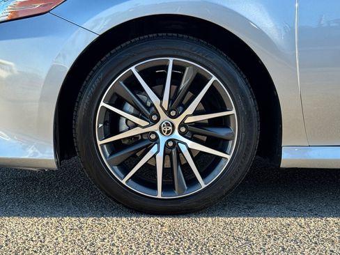 Certified 2022 Toyota Camry XLE image 25