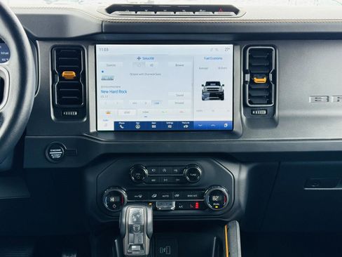 Used 2024 Ford Bronco Badlands image 23