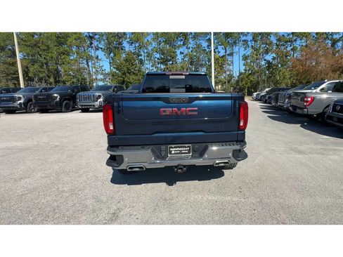 Certified 2022 GMC Sierra 1500 SLT w/ SLT Premium Plus Package image 7