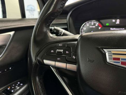 Used 2022 Cadillac XT6 Luxury image 35