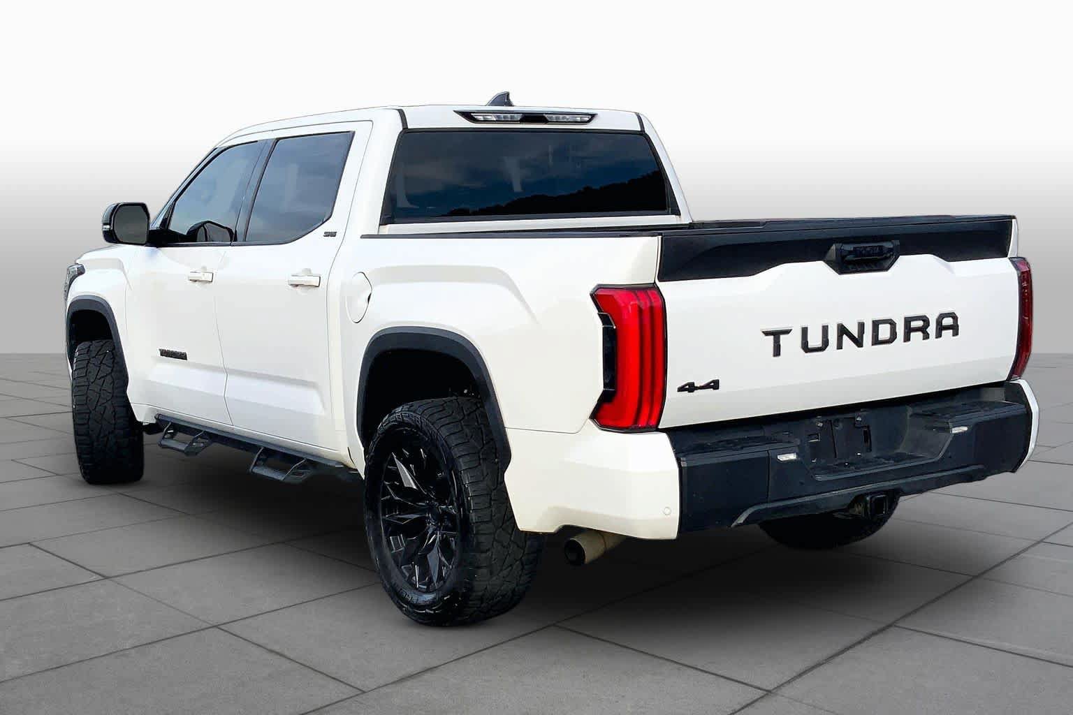 Used 2023 Toyota Tundra SR5 w/ SR5 Premium Package AWD/4WD image 11