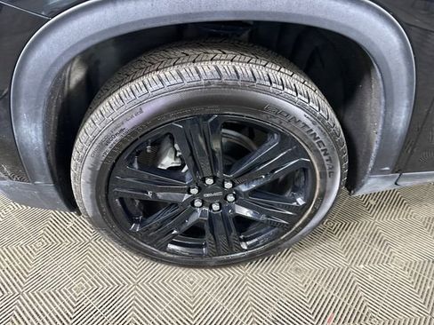 New 2025 GMC Acadia Elevation w/ Black Edition image 10