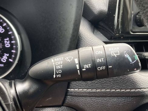 Used 2021 Toyota RAV4 XLE FWD image 37