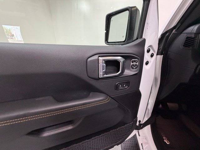 New 2026 Jeep Wrangler Unlimited Sahara AWD/4WD image 24