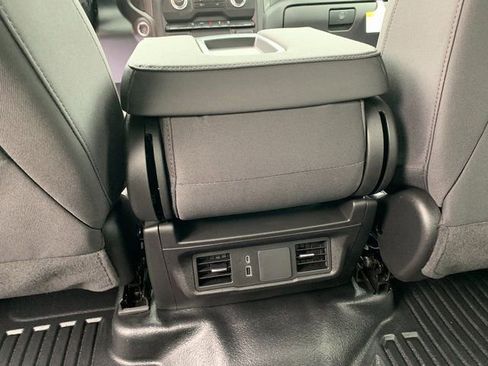 New 2026 GMC Sierra 2500 Pro w/ Convenience Package image 9