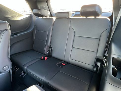 New 2026 Chevrolet Traverse High Country image 15