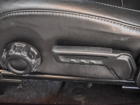 Used 2022 Jeep Wrangler Unlimited Sahara image 19