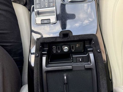 Used 2016 Land Rover Range Rover Long Wheelbase Supercharged image 69