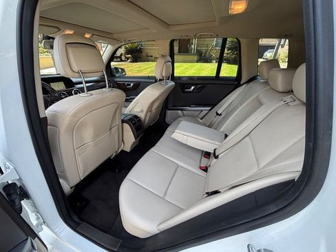 Used 2014 Mercedes-Benz GLK 350 4MATIC image 31