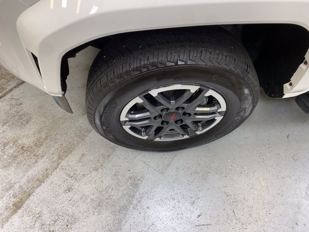 Used 2025 Toyota Tacoma TRD Sport RWD image 11
