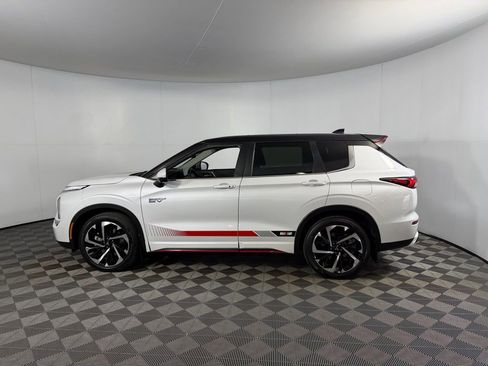 Used 2024 Mitsubishi Outlander Ralliart image 9