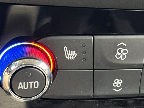 Certified 2021 Buick Enclave Essence w/ Trailering Package, 5000 lbs. image 28