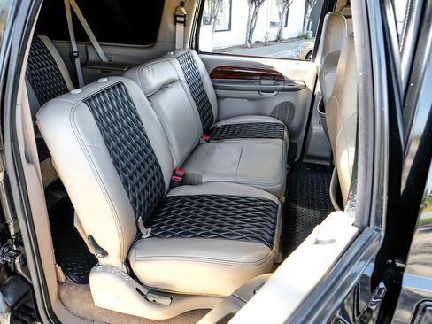 Used 2002 Ford Excursion Limited image 32