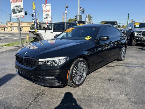 Used 2018 BMW 540i image 3