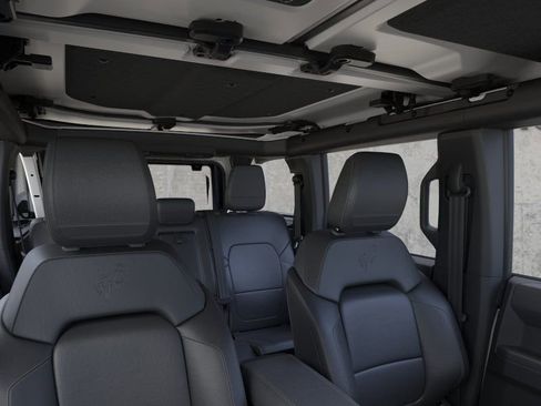 New 2026 Ford Bronco Badlands AWD/4WD image 13