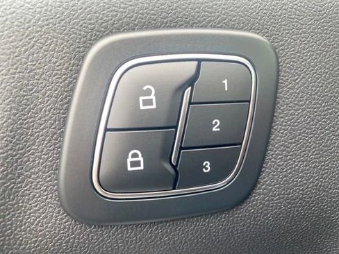New 2024 Ford Escape ST-Line Select w/ Tech Pack #2 AWD/4WD image 32