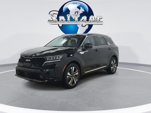 Certified 2023 Kia Sorento EX image 4