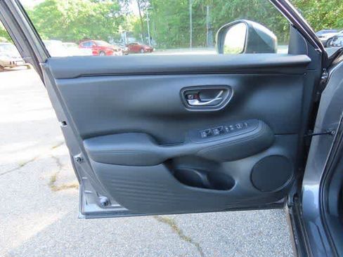 New 2026 Honda HR-V LX image 15