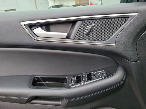 Certified 2020 Ford Edge SEL w/ Convenience Package image 18
