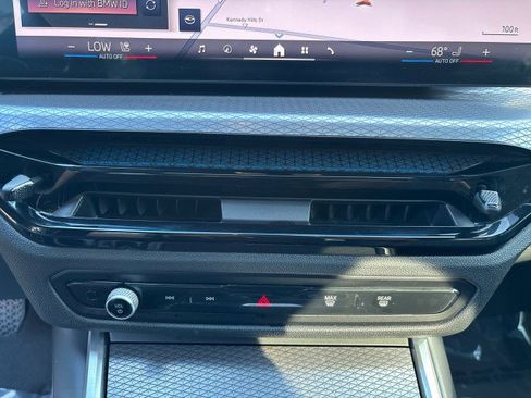 Used 2025 BMW 430i xDrive w/ Premium Package image 21