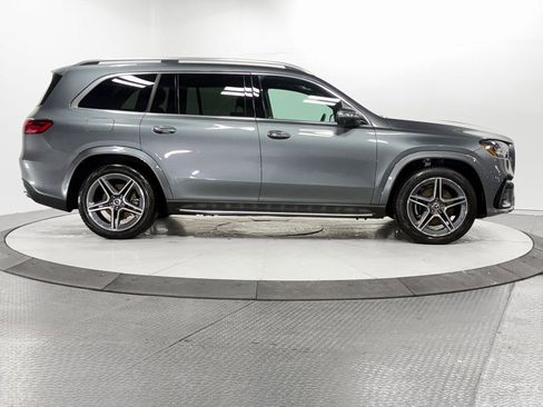 Certified 2025 Mercedes-Benz GLS 450 4MATIC image 36