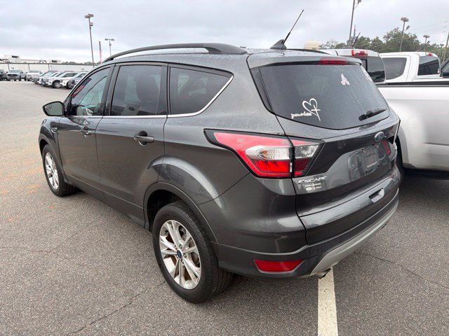 Used 2018 Ford Escape SE w/ SE Sync 3 Package FWD image 4