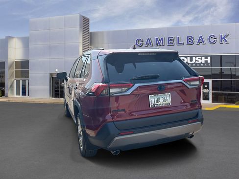 Used 2019 Toyota RAV4 Limited w/ Limited Grade Weather Package AWD/4WD image 8