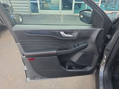 New 2026 Ford Escape ST-Line w/ Cold Weather Package FWD image 11