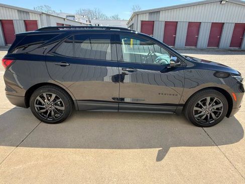 Used 2022 Chevrolet Equinox RS w/ RS Leather Package FWD image 6