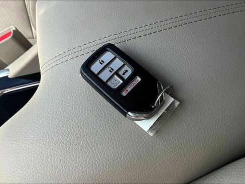 Used 2016 Honda Accord EX-L image 34