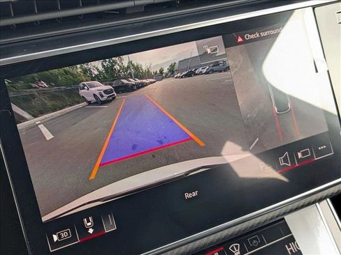 New 2026 Audi SQ7 Prestige AWD/4WD image 11