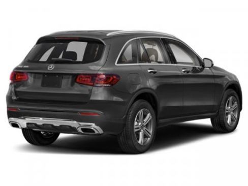 Used 2022 Mercedes-Benz GLC 300 image 2