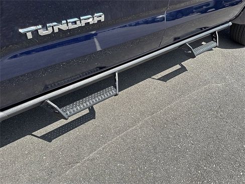 Used 2023 Toyota Tundra Limited image 32